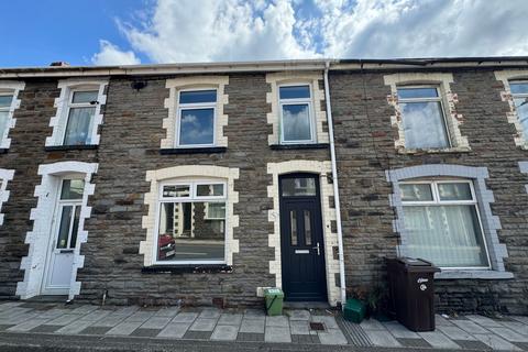 3 bedroom terraced house to rent, Park Place, Bargoed, CF81