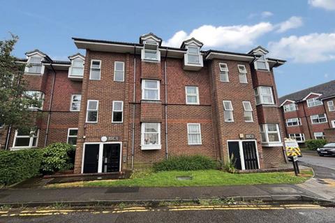 1 bedroom flat for sale, 37 Springside Court, Josephs Road, Guildford, Surrey, GU1 1BT