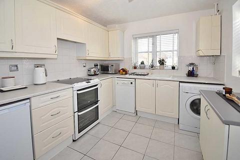 9 Jupes Close, Exminster, Exeter, EX6 8BP