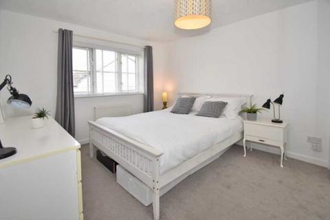 9 Jupes Close, Exminster, Exeter, EX6 8BP