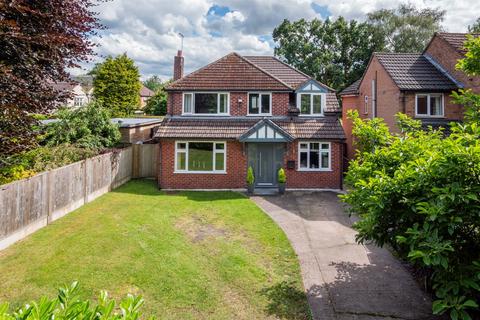 5 bedroom detached house for sale, Queensway, Knutsford