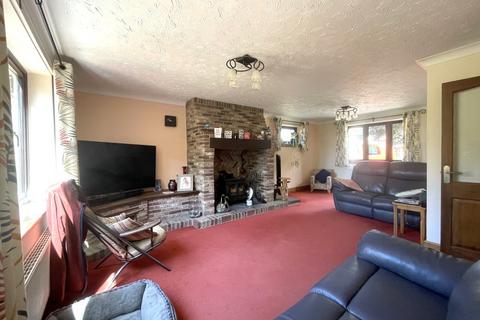 4 bedroom detached house for sale, Back Lane, Lound