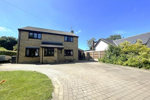 4 bedroom detached house for sale, Back Lane, Lound