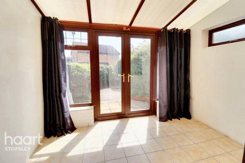 14 Hayling Drive, Luton, LU2 8HD