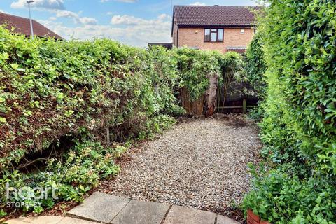 14 Hayling Drive, Luton, LU2 8HD