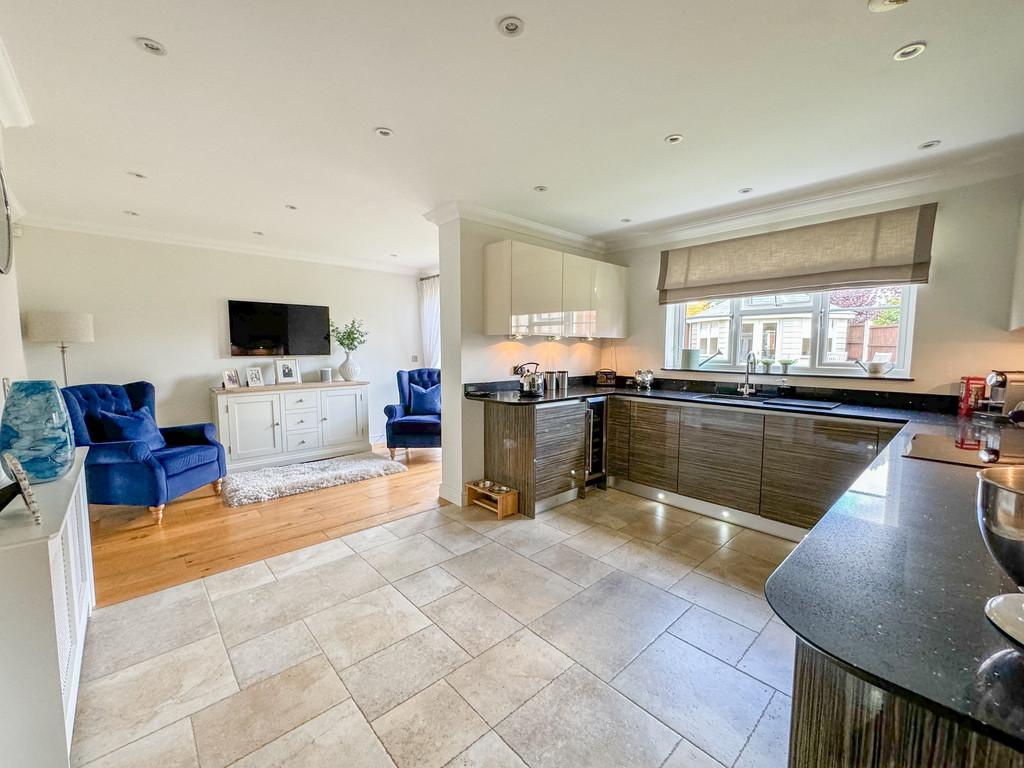 Kitchen 3