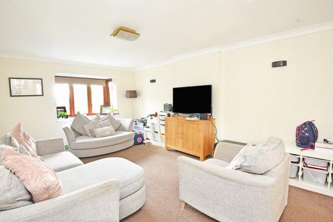 5 Appleby Grove, Knaresborough, HG5 9NQ