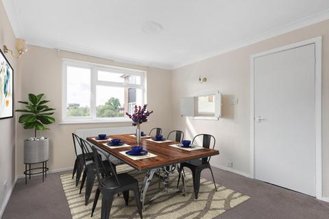 92 Haslemere Avenue, London, W7 2AU