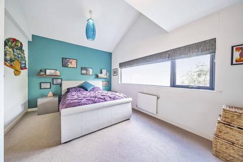 1b Rowan Road, London, SW16 5FQ