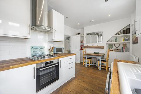 18 Mint Road, Wallington, SM6 0TY