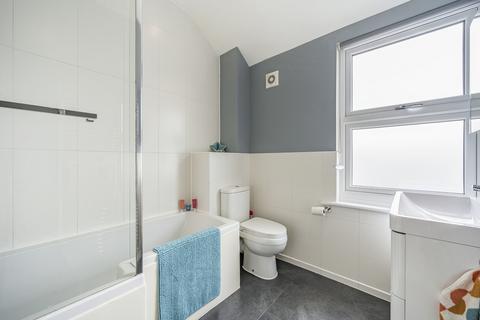 18 Mint Road, Wallington, SM6 0TY