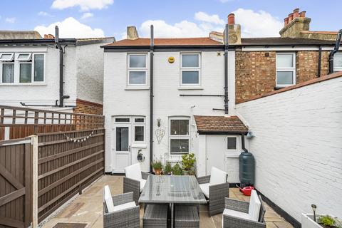 18 Mint Road, Wallington, SM6 0TY