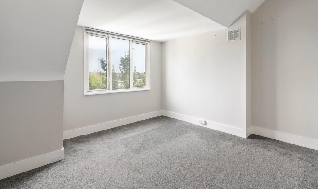 Flat 7, 21 Hove Park Villas 3