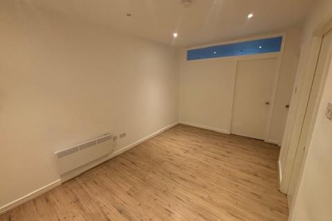 2 bedroom apartment to rent, High Street, Merchant City
