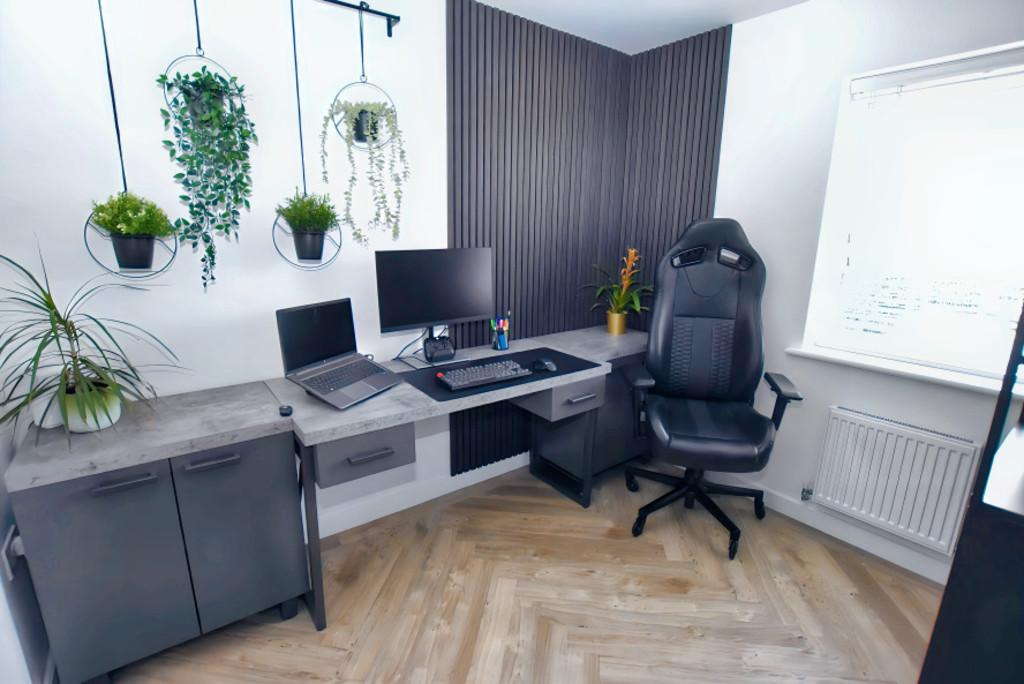 Home Office Bedroom 4