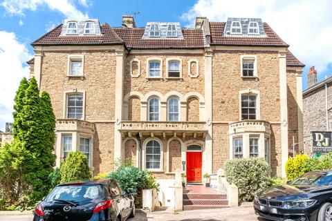 2 bedroom flat for sale, Oakfield Mansions, BRISTOL BS8