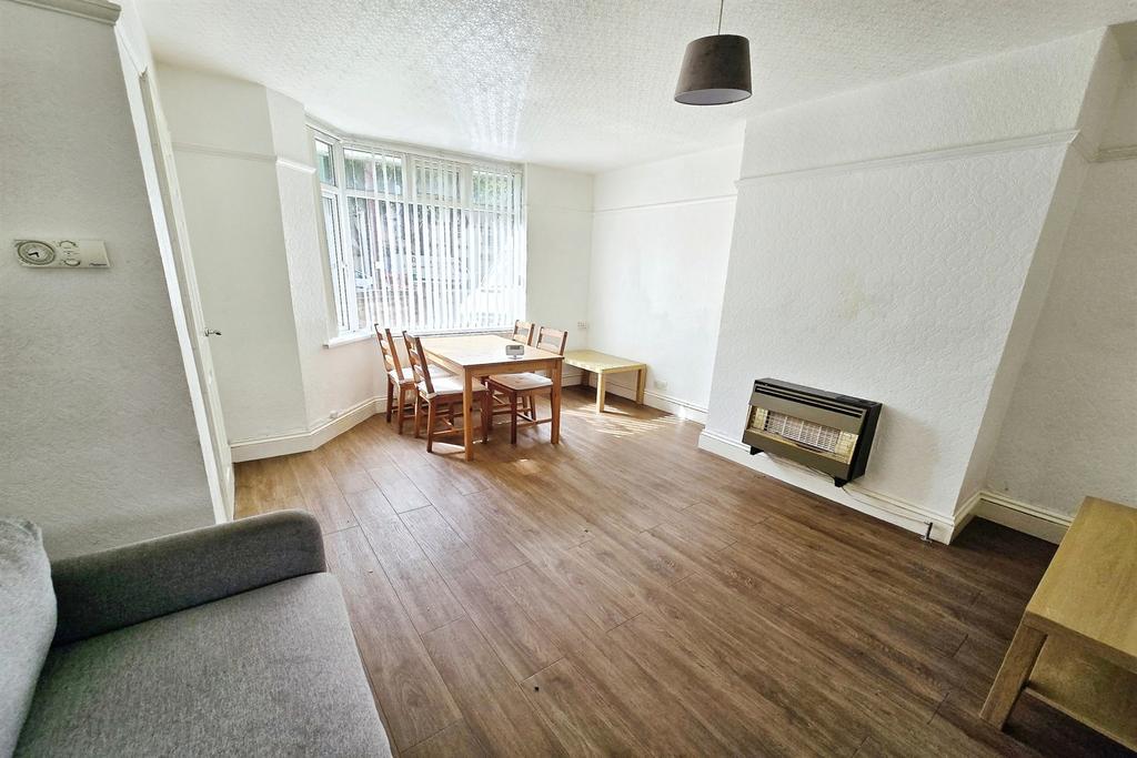 Lounge Dining Room