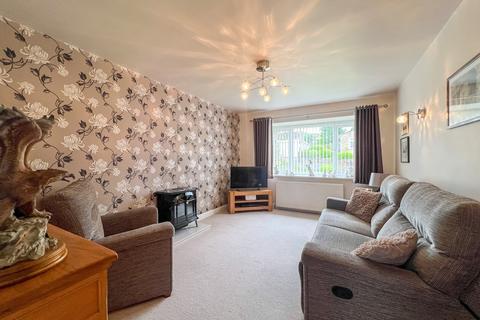 6 Castle View, Honley, Holmfirth, HD9 6EY