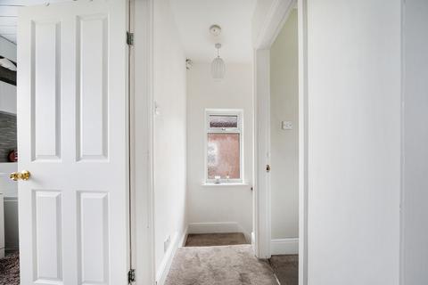 82 Moss Lane, Burscough, Ormskirk, L40 4AX