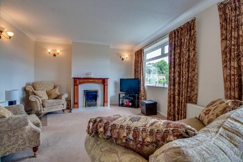4 bedroom semi-detached house for sale, Woodside View, Holmfirth