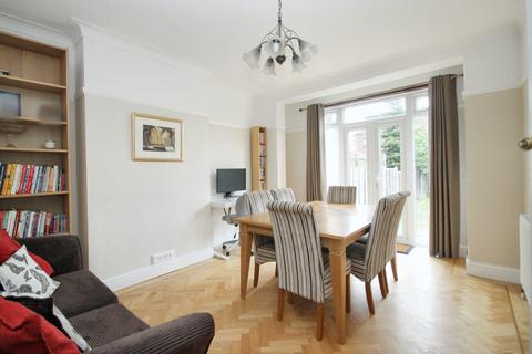 3 bedroom semi-detached house for sale, Grosvenor Gardens, Woodford Green