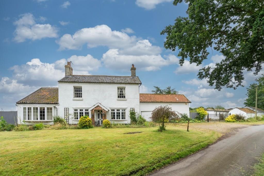 Hingham 4 bed detached house for sale £650,000