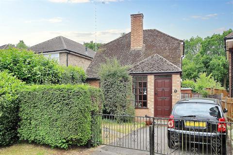 2 bedroom detached house for sale, Connaught Road, Woking GU24