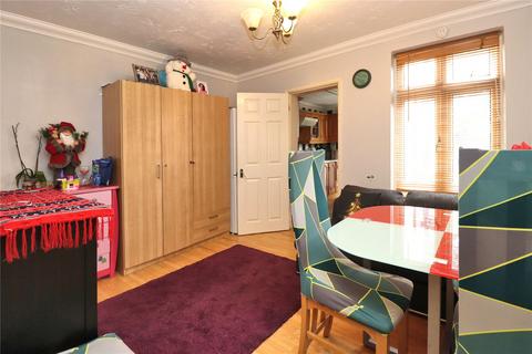 3 bedroom semi-detached house for sale, Arnold Road, Woking GU21