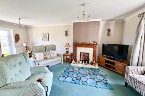 3 Moorland View, Buckfastleigh, TQ11 0AF