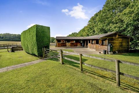 5 bedroom equestrian property for sale, Newpound, Billingshurst