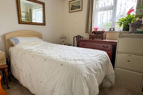 2 bedroom retirement property for sale, Nightingale Court, Bognor Regis