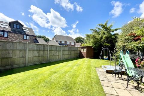 4 bedroom detached house for sale, Bluestar Gardens, Grange Park, Hedge End, SO30