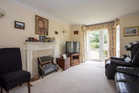 1 bedroom retirement property for sale, Homeside House, Bradford Place, Penarth