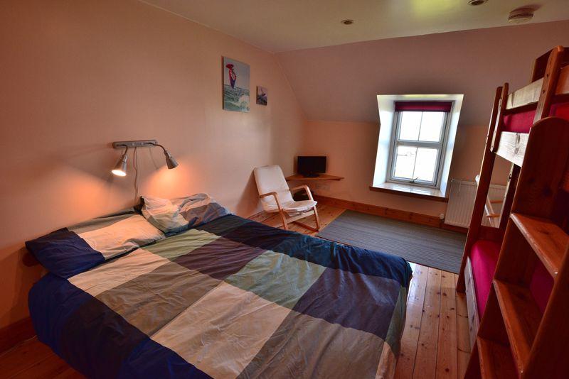 Farmhouse bedroom