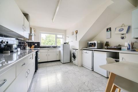 2 bedroom apartment for sale, Lyonsdown Road, Barnet