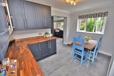 4 bedroom detached house for sale, Raymer Road, Maidstone