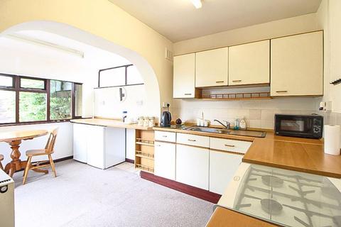 87 Dovedale Road, Wolverhampton, WV4 6RF