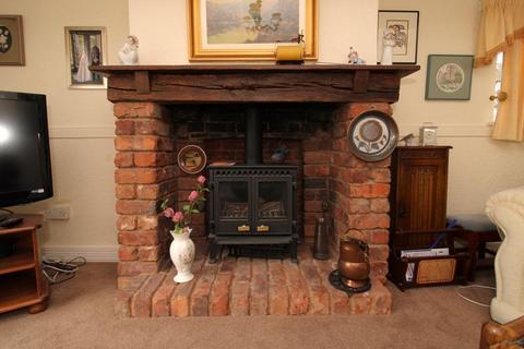 60 Hallcroft Way, Walsall, WS9 8UL