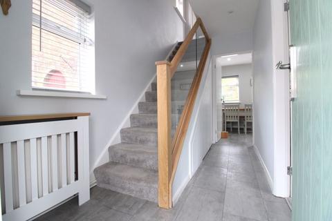 21 Clarendon Road, Walsall, WS4 1AX