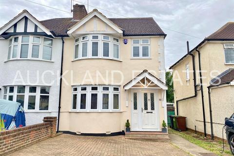 4 bedroom semi-detached house for sale, Cambridge Drive, Potters Bar EN6