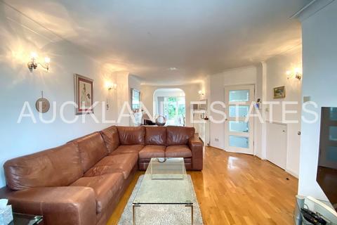 4 bedroom semi-detached house for sale, Cambridge Drive, Potters Bar EN6