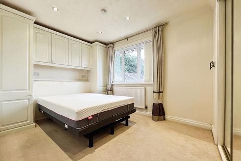 5 Alder Grove, Bromley Cross, Bolton, BL7 9YL