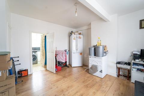 3 bedroom semi-detached house for sale, Northcote Avenue, Southall
