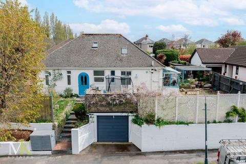 4 bedroom chalet for sale, Ashford Road, Bournemouth BH6