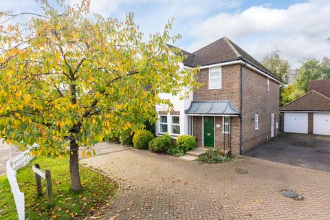 Middle Street, Strood Green, Brockham