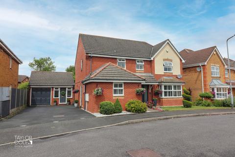 4 bedroom detached house for sale, Kempton Drive, Dosthill