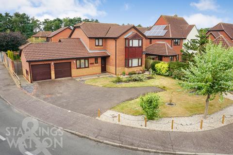 4 bedroom detached house for sale, Coopers Close, Thorpe Marriott, Norwich