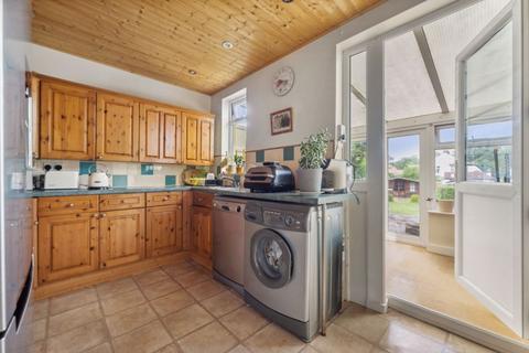 350 Gander Green Lane, Cheam, Sutton, SM3 9QZ