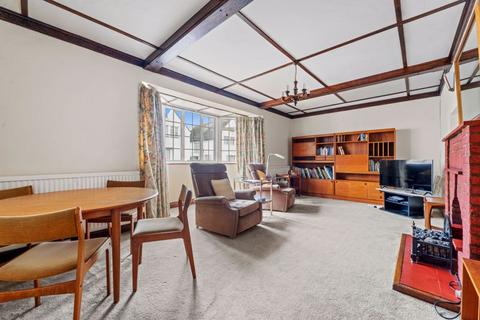 40 Tudor Close, Sutton, SM3 8QT