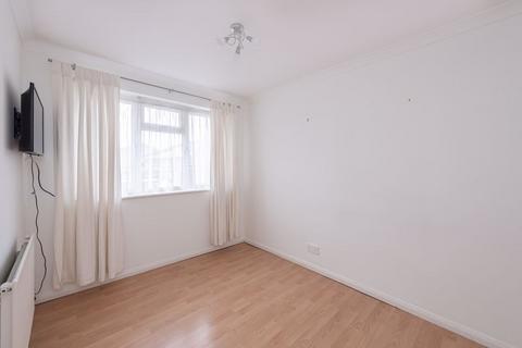 33 Bronte Crescent, Hemel Hempstead, HP2 7NS